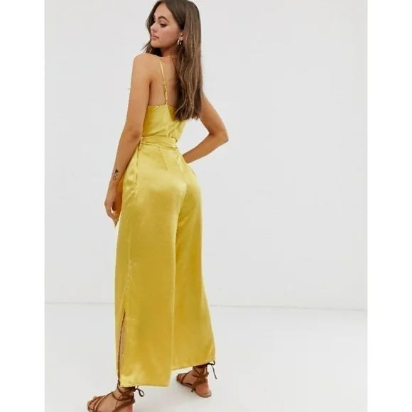 MOON River Metallic Gold Cowl Neck Jumpsuit size 4 - Picture 4 of 5